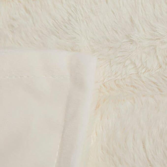 EveryYay by Petco Textured Cat Throw 36" L X 24" W