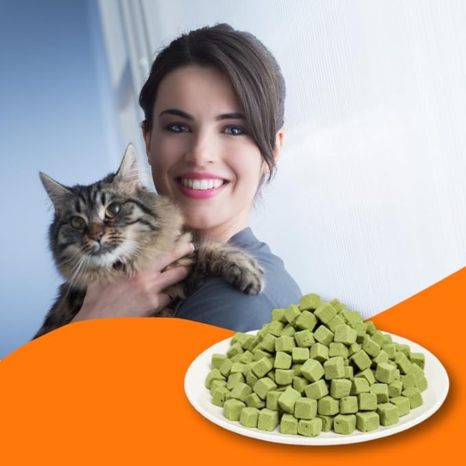 Natural Cat Treats with Real Chicken & Cat Grass, A High-Fiber Snack for Hairball Relief & Gut Health, Soft & Chewy Cubes,7.05 Ounce