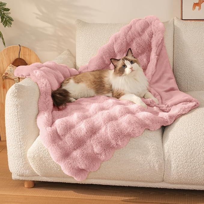 SOMAHE Cat Blanket, Reversible Sherpa & Bubble Fleece Pet Throw, Ultra-Soft Plush for Indoor Cats, Machine Washable, Anti-Static, Warm & Cozy, 22"Ă18" Inch Pink