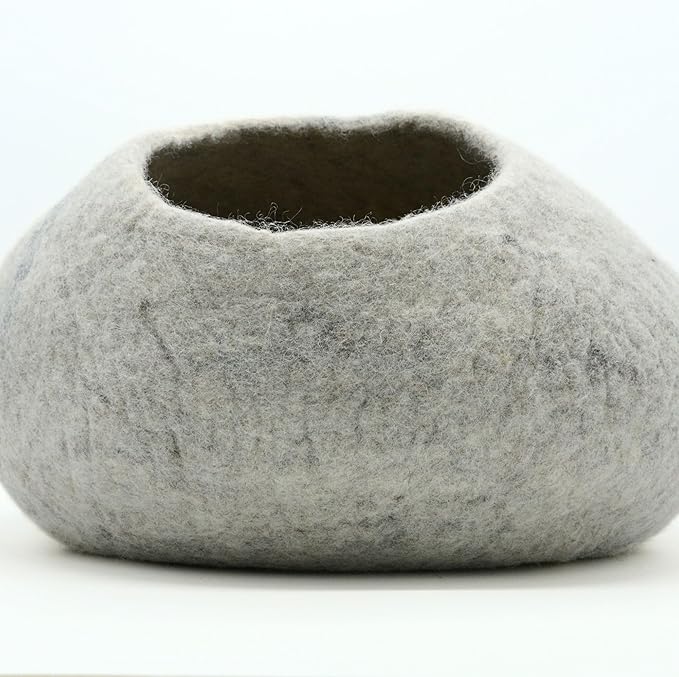 Handmade Wool Cat Bed for Cats Upto 18 pounds- Round Cat House- Premium Quality Cat Caves Free from Harmful Dyes (White, 40 cm)