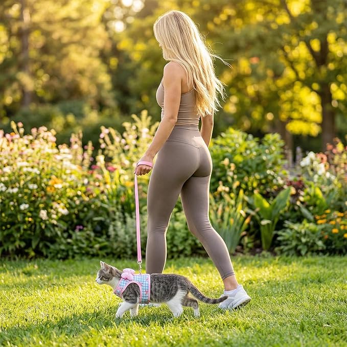 Cat Harness and Leash Set for Walking Escape Proof Adjustable Kitten Harness Soft Comfortable Vest with Bow for Kitty Bunny Walking Traveling Easy to Wear Small Pink