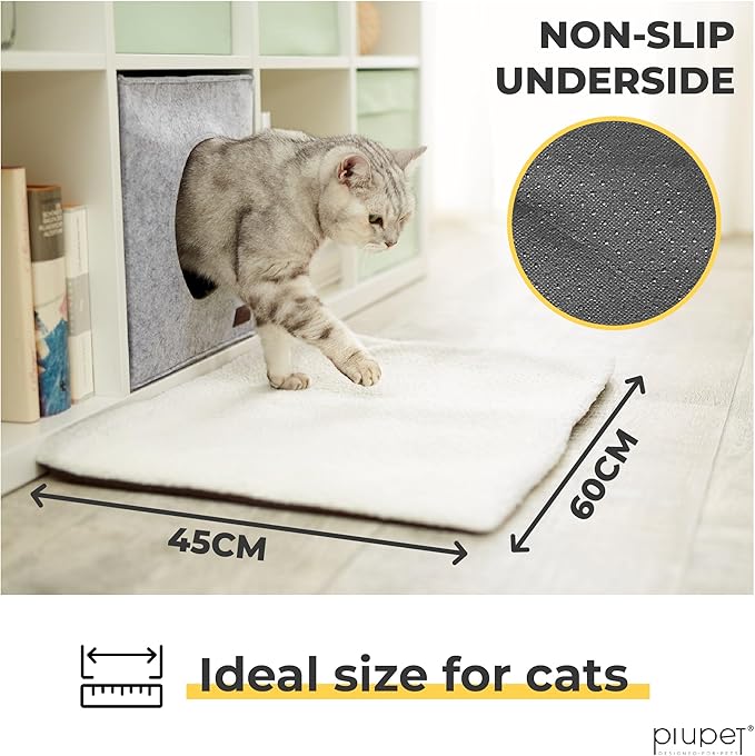 PiuPetยฎ Self Heating Cat Bed 23.5 x 17.7inch - Thermal Self Warming Cat Mat for Indoor & Outdoor Use - Extra Soft Fluffy Blanket, Non-Electric Pad, Non-Slip Bottom, Removable & Washable Cover (White)