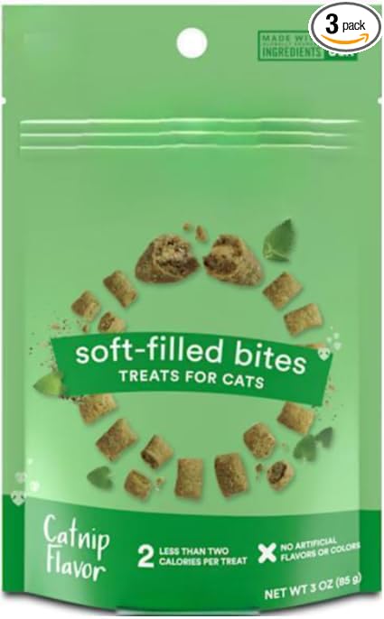 Catnip Cat Treats Bundle - Crunchy Soft Filled Bites + Chicken Puree Squeeze Tube - Healthy Training Treats Indoor Cats Kittens Senior - Low Calorie Food Topper No Artificial Flavors Wheat Soy Free