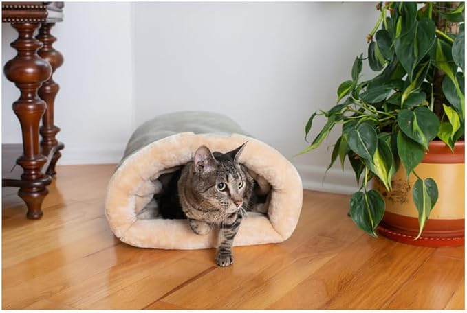 HomeStock Soft Cave Cat Bed - Plush Faux Fur & Suede - Machine Washable - Skid-Free Base - Sage Green & Beige