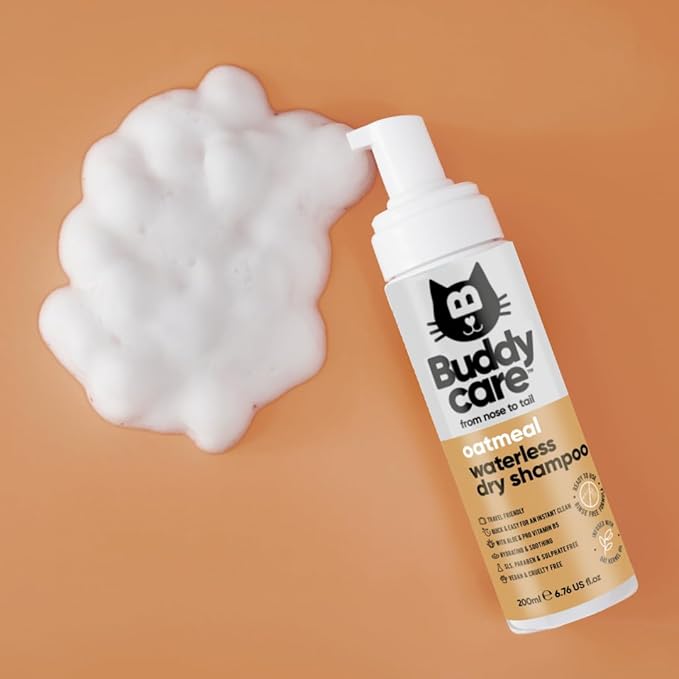Oatmeal Waterless Dry Cat Shampoo - Deep Cleansing Shampoo for Cats - Oatmeal Scented - with Aloe Vera and B5 (5.75oz)