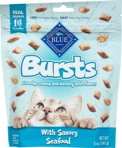 Blue Buffalo Bursts Crunchy & Creamy Cat Treats, Great for Training, Savory Seafood, 5-oz Bag (Pack of 6)