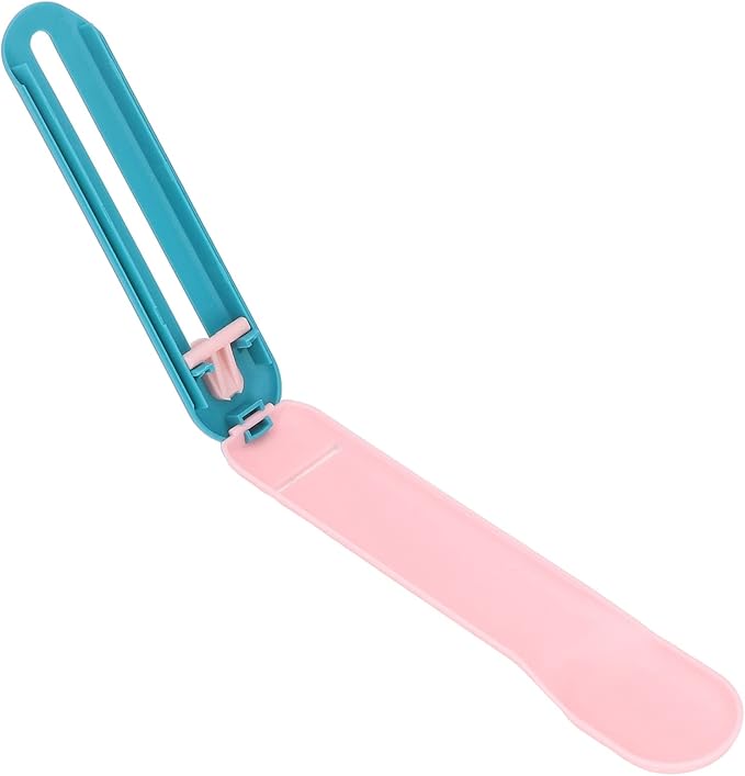 MultiFunctional Cat Wet Treats Dispense Spoon,Practical Cat Snack Spoon for Pet Feeding Watering Supplies (MOTOULAXxyn8psz70o-11)