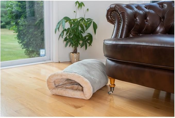 HomeStock Soft Cave Cat Bed - Plush Faux Fur & Suede - Machine Washable - Skid-Free Base - Sage Green & Beige