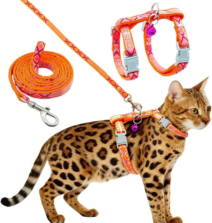 Freezx Cat Harness and Leash Set - Adjustable Escape Proof Cat Harness for Safe Walking - Lightweight Soft Travel Kitten Harness for Small Medium Cats