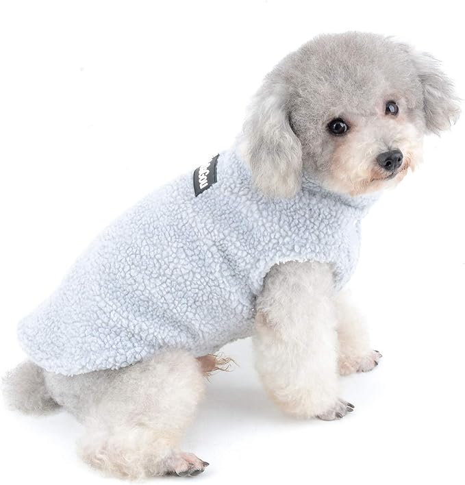 Zunea Small Dog Jacket Coat Fleece Puppy Girls Boys Winter Clothes Soft Warm Vest Pet Cold Weather Sweater Chihuahua Doggie Cats Jumper Apparel Gray M