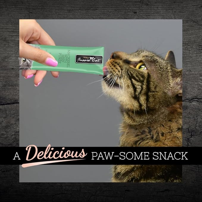 Fussie Cat Mackerel and Beef Puree, lickable cat Treats, 0.5oz Pouch Pack of 4