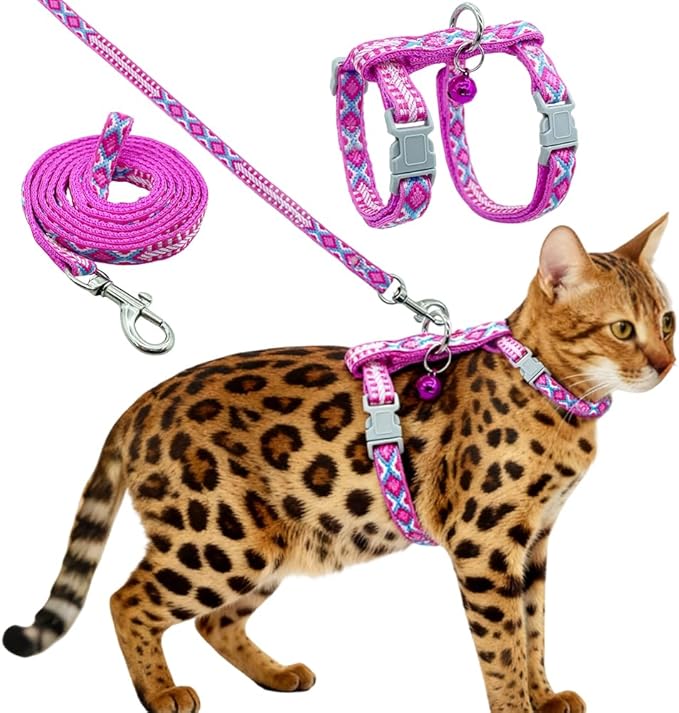 Freezx Cat Harness and Leash Set - Adjustable Escape Proof Cat Harness for Safe Walking - Lightweight Soft Travel Kitten Harness for Small Medium Cats