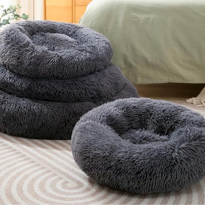 Cat Bed Plush Donut Dog Bed Fluffy Calming Pet Bed Dog Round Bed Cat Round Bed Warm Kitten Nest Rabbit Cave Kitten Bed Ideal for Small 3KG Pet