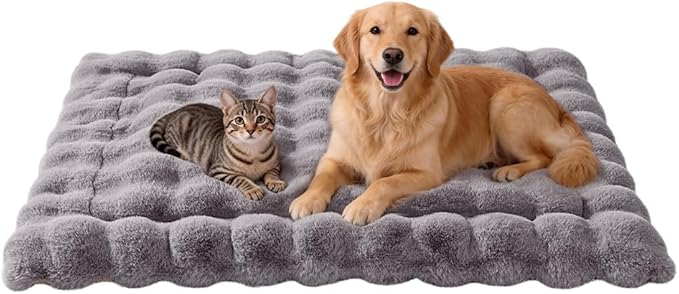 SOMAHE Large Dog Bed Mat, Extra Large Plush Faux Fur Washable Pet Bed for Large Dogs, Non-Slip Fluffy Dog Mat – Machine Washable XL Dog Sleeping Pad for Large Breeds, 35 x 27 Inch Grey