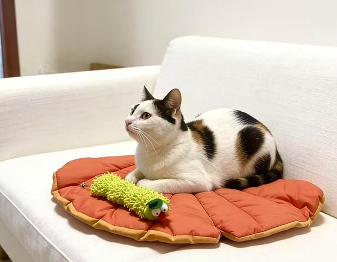 LZYDD Leaf Cozy Dual-Use Mat Cat Bed Sofa Protector with a Catnip Caterpillar Self-Play Cat Toy Set