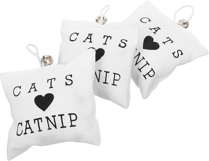 BESTonZON 3pcs Catnip Kitten Assortment Embroidered Canvas Bags Chew and Teeth Cleaning for Indoor Cats Random Color