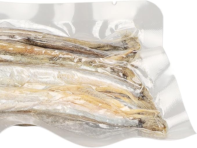 Cat Freeze Dried Fish Treat, High Nutrition Content with Essential Fatty Acids Portable Cat Treats for Heart