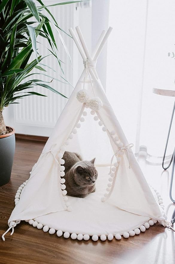 MINICAMP Pet Teepee Bed for Cats – Cozy Cat Beds for Indoor Cats – Luxury Pet House & Hideaway Bed for Cats & Small Animals - Made in EU (Small)