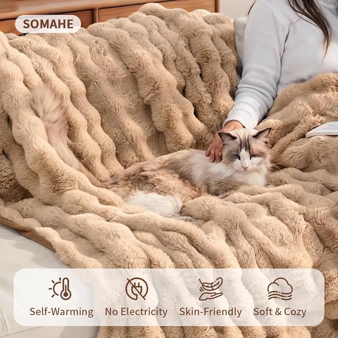 SOMAHE Cat Blanket, Reversible Sherpa & Bubble Fleece Pet Throw, Ultra-Soft Plush for Indoor Cats, Machine Washable, Anti-Static, Warm & Cozy, 22"×18" Inch Coffee