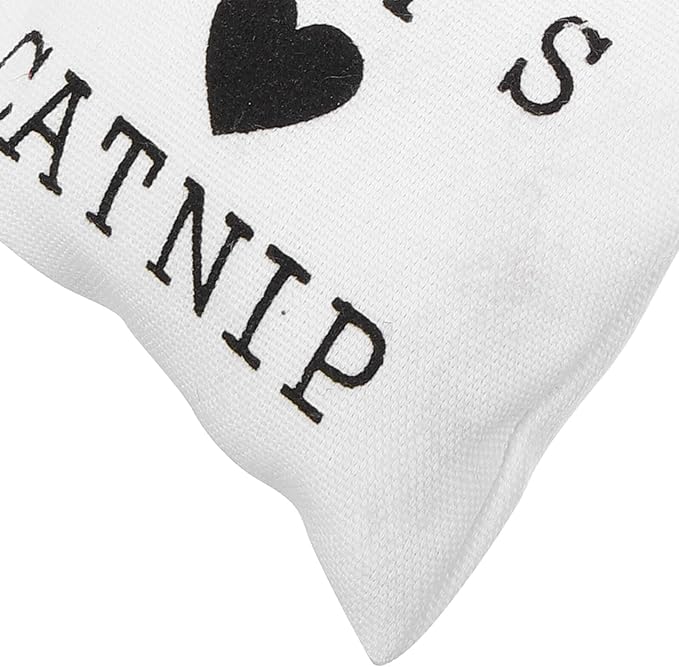 BESTonZON 3pcs Catnip Kitten Assortment Embroidered Canvas Bags Chew and Teeth Cleaning for Indoor Cats Random Color