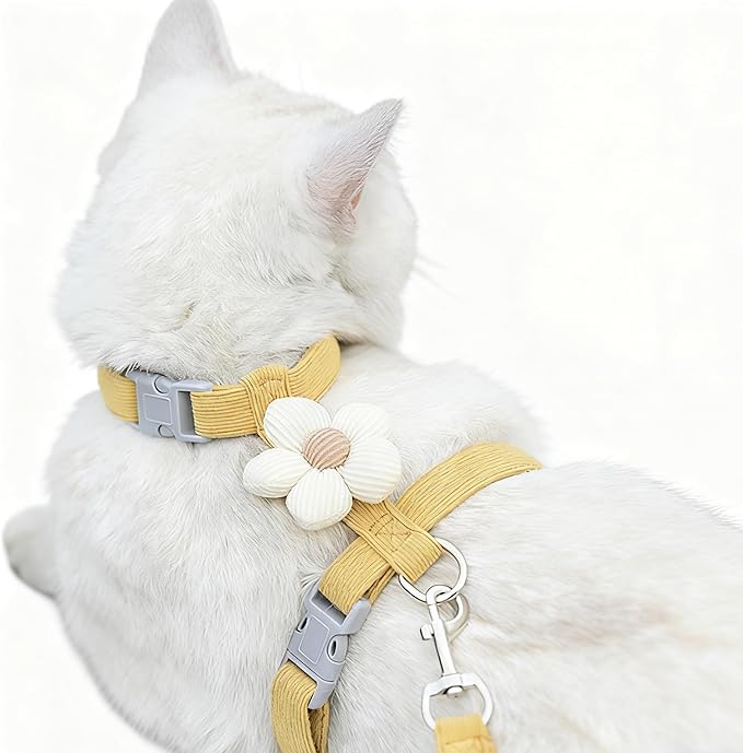 LeLehome Cat Harness and Leash Set Escape Proof Comfortable Lightweight Adjustable Strap for Walking, Travel, Kitten, Puppy, Rabbit (Yellow Flower)
