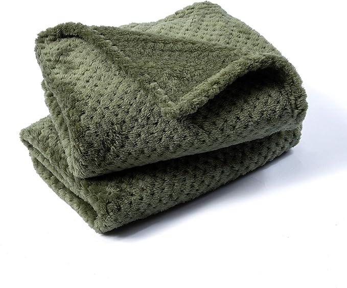 Pet Blanket for Dogs or Cats - Warm Soft Fuzzy Plush Fleece Throw for Puppy, Kitten, Small, Medium, Large Pets - Bed, Couch, Sofa, Travel (S/24" x 32", Dark Green)