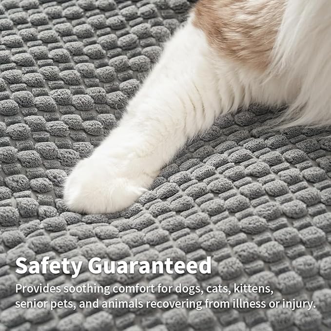 SOMAHE Cat Beds Flat Cat Bed Mat, Premium Plush Cat Mat with Non-Slip Bottom, 1.2" Thick All-Season Kneading Cushion, Machine Washable Anti-Static Pet Bed 15×23Inch, Grey