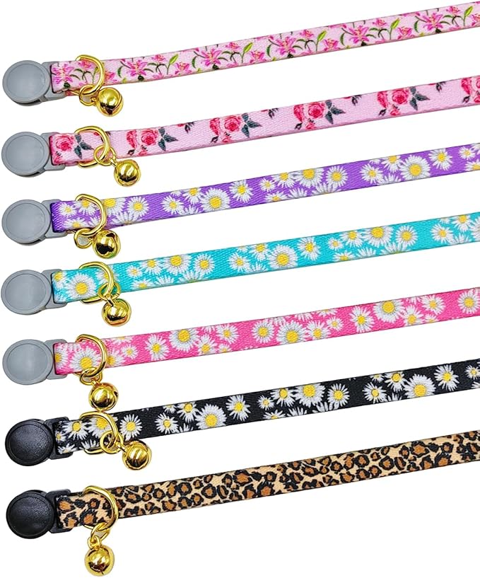 Breakaway Cat Collar, Floral Pattern, Safe Release Buckle, Clear Bell, Polyester Material, for Adult Cats.(Black Daisy)