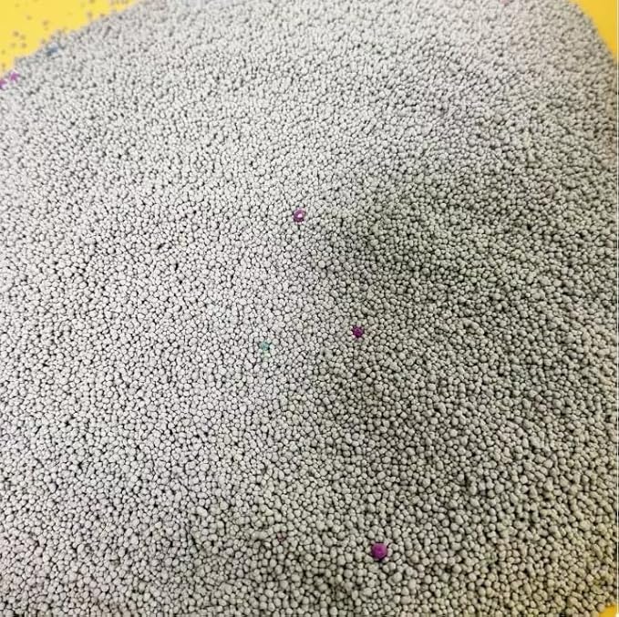 Bentonite Deodorizing Agglomerated Low-Dust Cat Litter (Packed in self-Sealing Bags, 2.5kg)