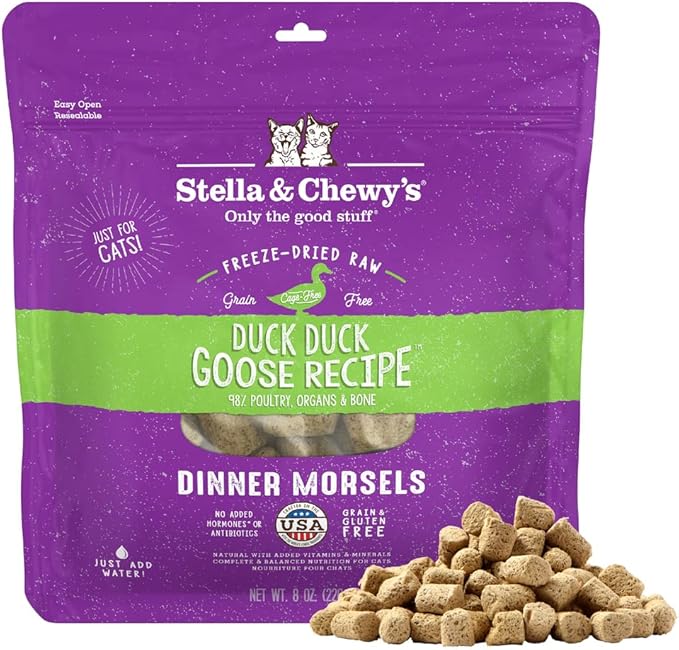 Stella & Chewy's Freeze-Dried Raw Cat Dinner Morsels - Premium Duck & Goose Recipe with 98% Cage-Free Poultry & Organs - Natural Grain-Free Cat & Kitten Food - Made in USA - 8 oz