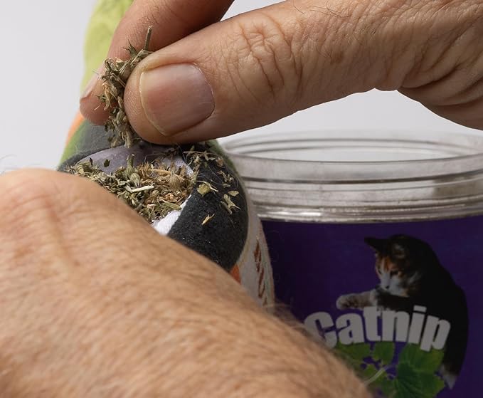Catnip Blend - Non-Addictive Catnip Treats for Enhanced Playfulness. North American Crafted, 100% Natural. Ideal for Complementing Catnip Toys, Catnip Spray, and Cat Accessories (1 Cup)