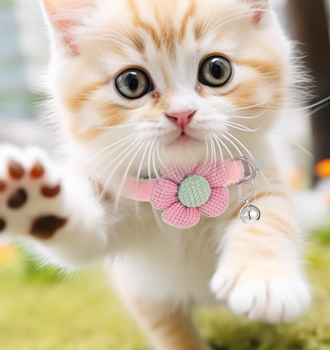 2Pcs Flower Cat Collar, Cat Collars for Girl Cats Pet Plush Flower Collars in Pink and Cream, Adjustable Safety Design for Small Dogs and Cats with Bell, Cute Puppy Accessories