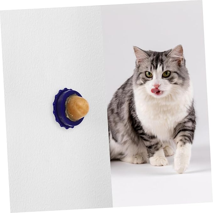 Yardwe 4pcs Cat Licking Nutrition Candy Catnip Energy Balls Healthy Snack for Cats Safe Delicious Treats for Happy Felines