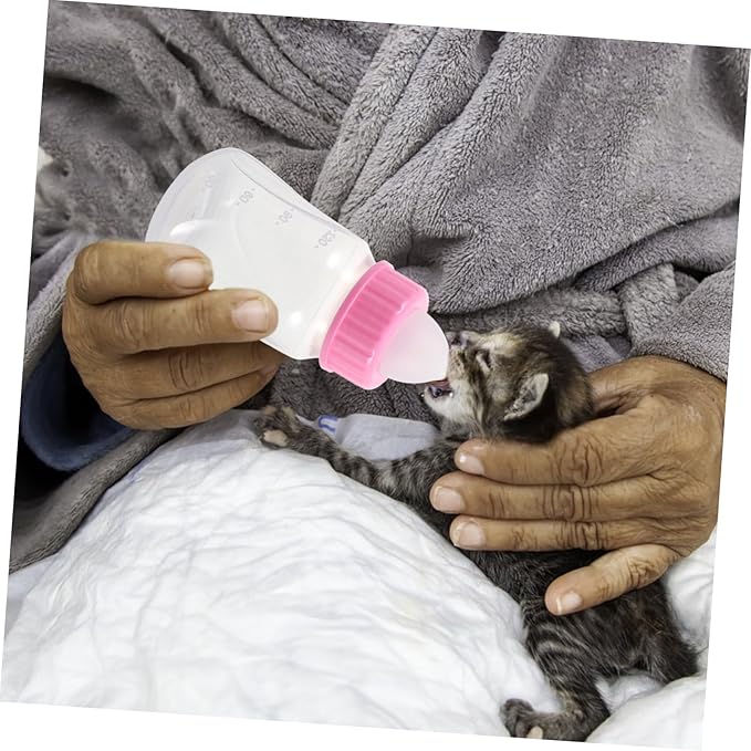 2Pcs Kitten Feeding Bottles Plastic Pet Nursing Bottles for Cats and Puppies Lightweight and Portable for Safe Feeding and Weaning Includes Replaceable Nipples