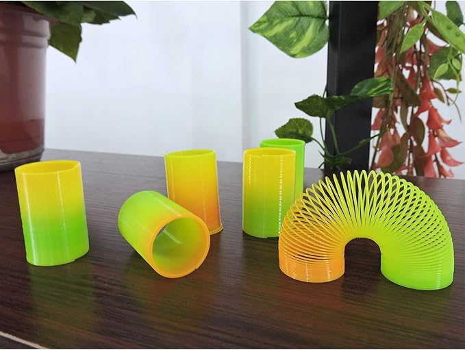 Andiker Cat Spiral Spring, 3 pcs Long Cat Creative Toy Interactive cat Toy Durable Heavy Plastic Spring Colorful Springs Cat Toy for Swatting, Biting, Hunting, and Active Healthy Play (3pc)