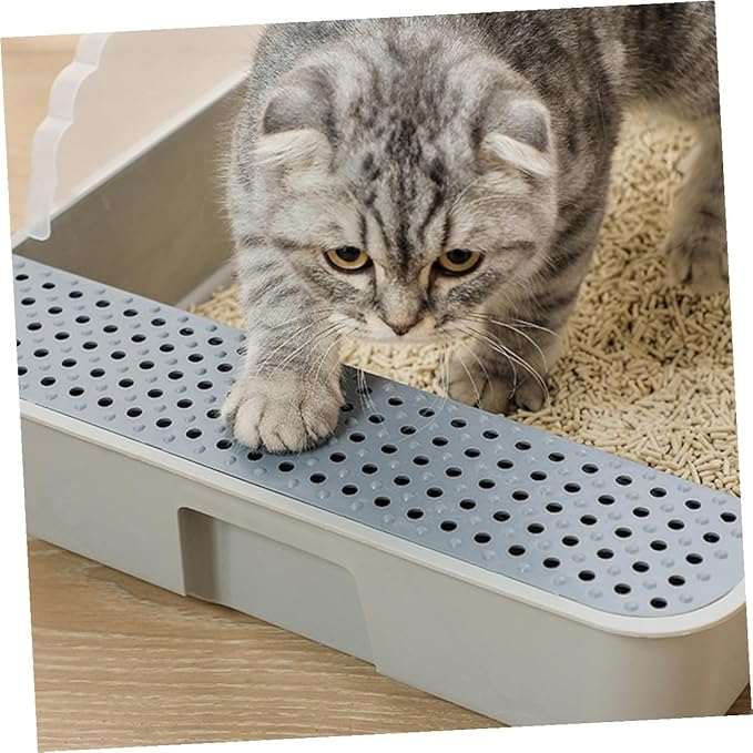 Luxshiny Detachable Small Gray Cat Litter Pan Potty with Anti-Splashing Design Plastic Half-Enclosed Cat Toilet for Kitten Housebreaking