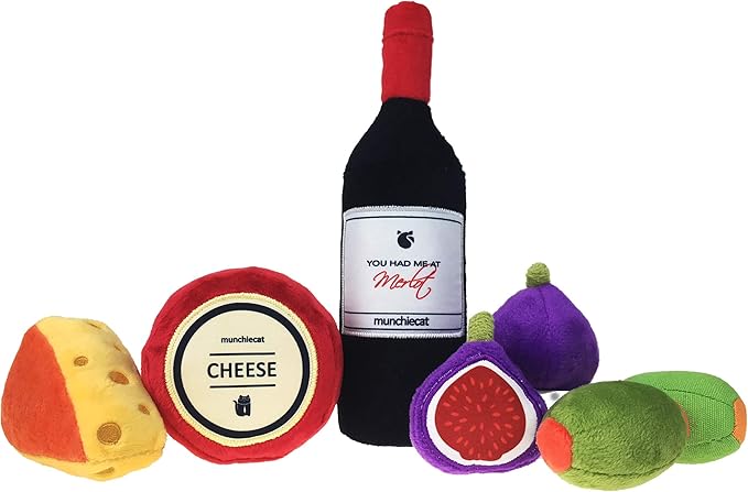 munchiecat Organic Catnip Wine and Cheese Toy Set with Figs & Olives (7-pc Wine Deluxe) Feline Enrichment Toys for Cats, Kittens, Durable design for play, USA made