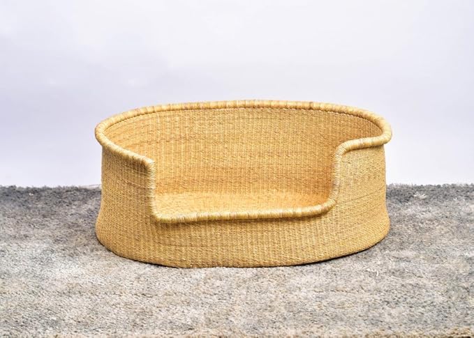 Dog Bed Handmade from Bolga Straw – Eco-Friendly Pet Basket with Optional Cushion – African Artisan Natural Furniture