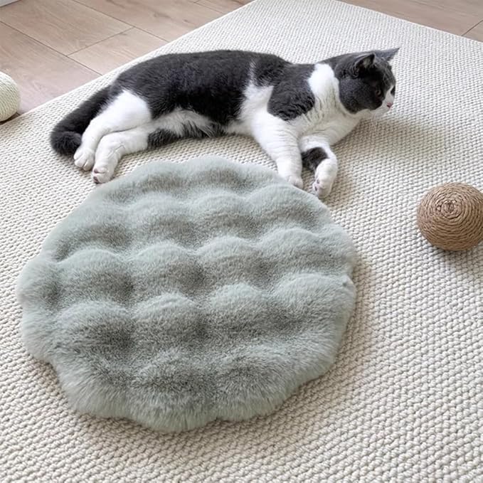Pet Cushion Pad, Self-Warming Faux Fur Dog and Cat Bed for Indoor Pets, Cozy Plush Round Kennel Pad for Cage with Non-Slip Bottom, Winter Cat Mat Bed for Kneading (Green,11.8in Round)