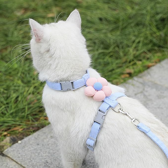 LeLehome Cat Harness and Leash Set Escape Proof Comfortable Lightweight Adjustable Strap for Walking, Travel, Kitten, Puppy (Pink Flower)