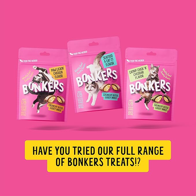 Bonkers Bites Paw Lickin Grain-Free Chicken Crunchy Cat Treats, 30 oz tub