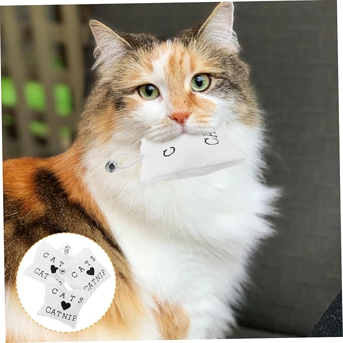 3pcs Catnip Durable Scratch Resistant Catnip Bags for Cats Healthy Material Safe Interactive Play Style