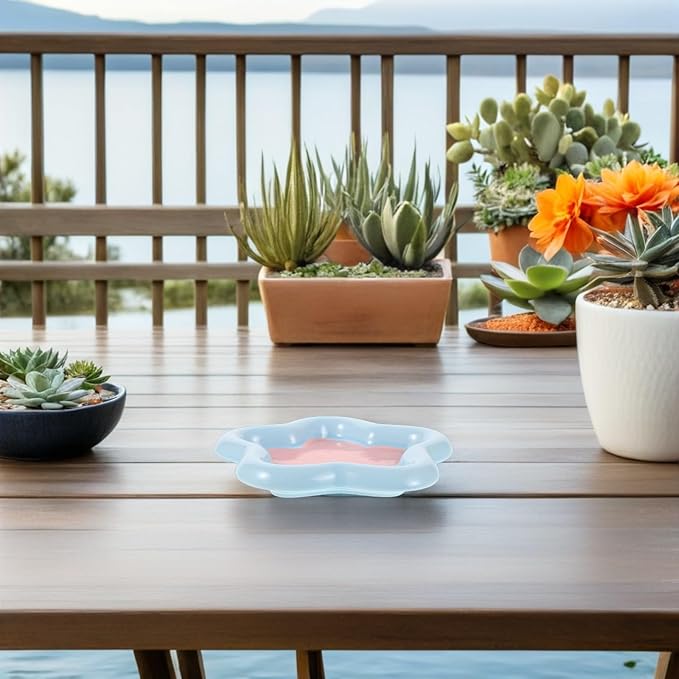 Uonlytech Ceramic Pet Food Bowl and Shallow Dog Dish Whisker-Friendly Small Star-Shaped Plate for Kittens and Small Dogs Feeding and Watering