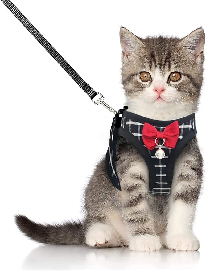 Cat Harness and Leash Escape Proof,Breathable Soft Kittens Vest for Cats Dogs, Escape Proof with Bell and Bow-Knot Decoration Christmas（Black and White，L）