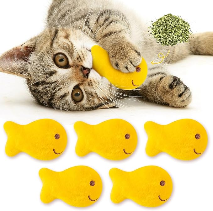 L1rabe Goldfish Cracker Catnip Stuffed Toys for Cats- Pet Days 5Pcs Goldfish Organic Kittens Toys Funny Yellow Indoor Cats Chew Bite Teething Tools Kittens Birthday Gifts Interactive Pet Supplies