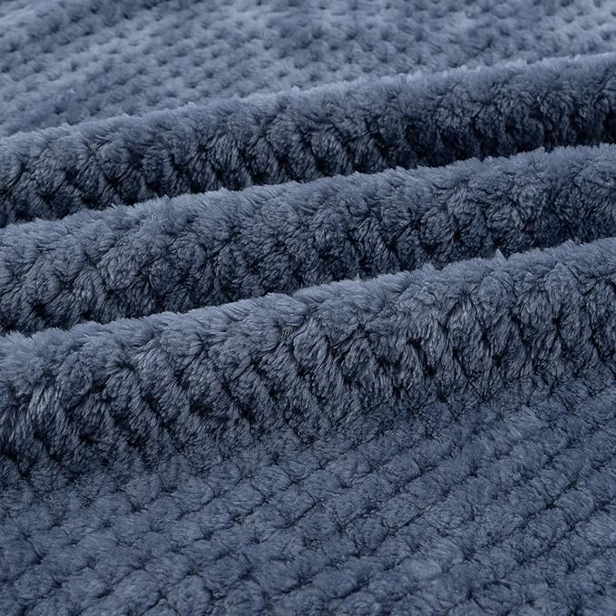 Warm Soft Fuzzy Dog or Cat Blanket, Plush Fleece Throws for Puppy, Kitten, Medium, Large Dogs - Blue (M/32" x 40")