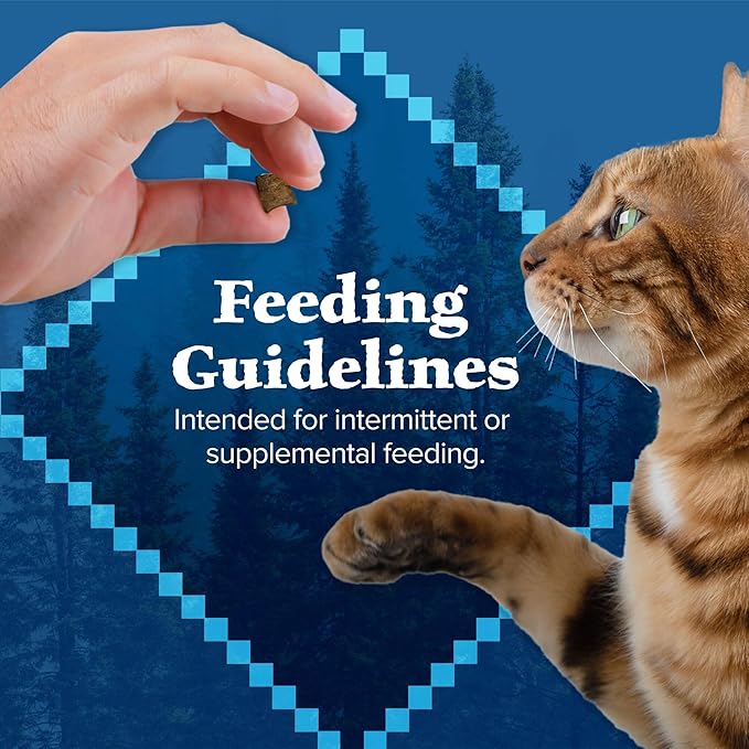 Blue Buffalo Wilderness Grain Free Soft-Moist Chicken & Salmon Cat Treats,2-oz. Bag,(Pack of 2)