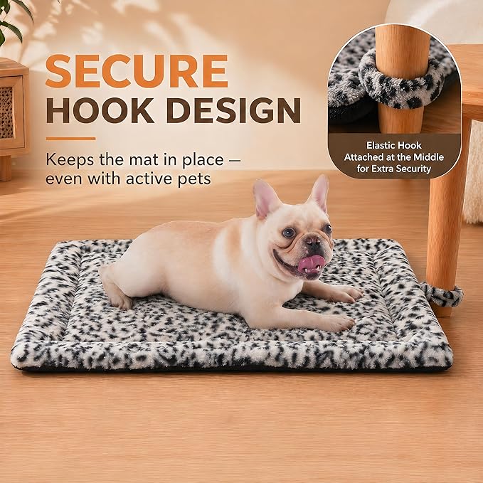 Self Warming Cat Pad for Cats and Dogs, Non Electric Thermal Pet Mat, Washable Soft Sleeping Mat with Non Slip Backing, Indoor & Sheltered Outdoor Use, 30 x 24 in, Black/White