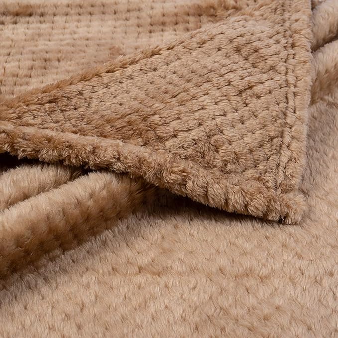 Dog Blanket or Cat Blanket or Pet Blanket, Warm Soft Fuzzy Blankets for Puppy, Small, Medium, Large Dogs or Kitten, Cats, Plush Fleece Throws for Bed, Couch, Sofa, Travel (M/32" x 40", Light Brown)
