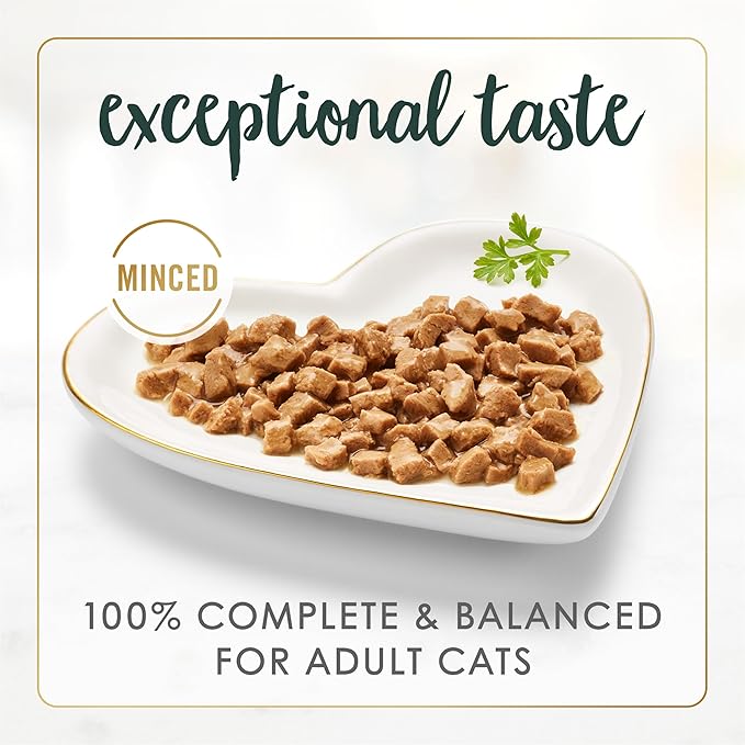 Purina Fancy Feast Senior Wet Cat Food 7 Years Plus Chicken Feast in Gravy Minced - (Pack of 24) 3 oz. Cans